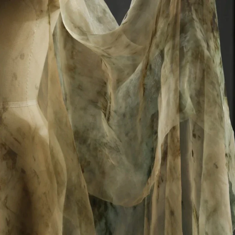 Lichtgewicht En Ademend Mosgroen Geverfd High-Density Tie Dye Garen Artistieke Retro Vest Jurk Kleding Design Stof