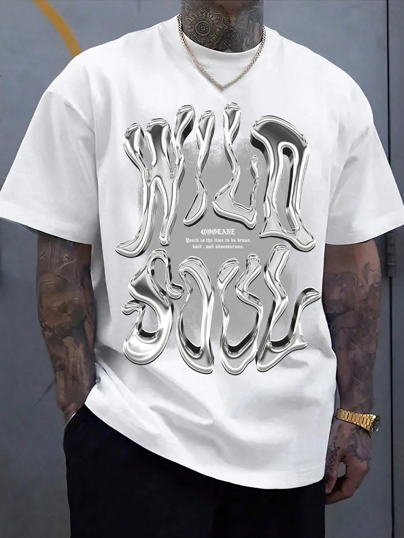 Men's Street Style Retro Creative Metal Flowing English Pattern Loose White Short Sleeved T-shirt Suitable for Summer