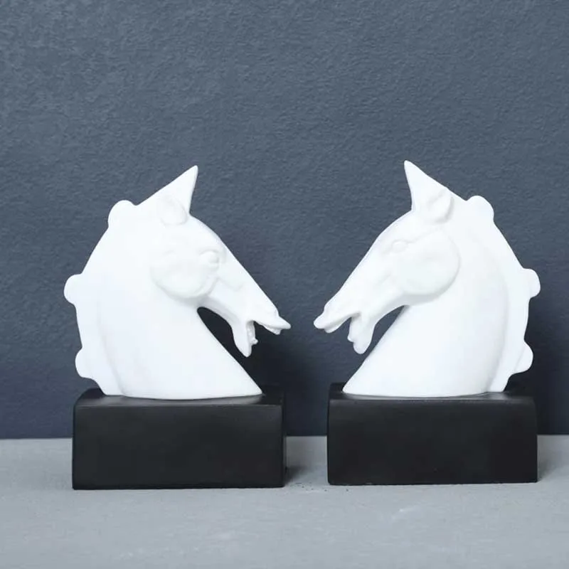 New Chinese modern white horse bookend ornaments creative people carry white horse model room sales office soft decorations.