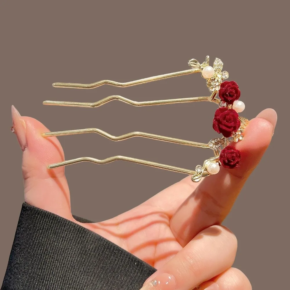 Red Rose Hair Pin Set Alloy Gold/Black Tone with Velvet Flower Pearl Detail Multi-prong Design Elegant Retro Hair Accessory