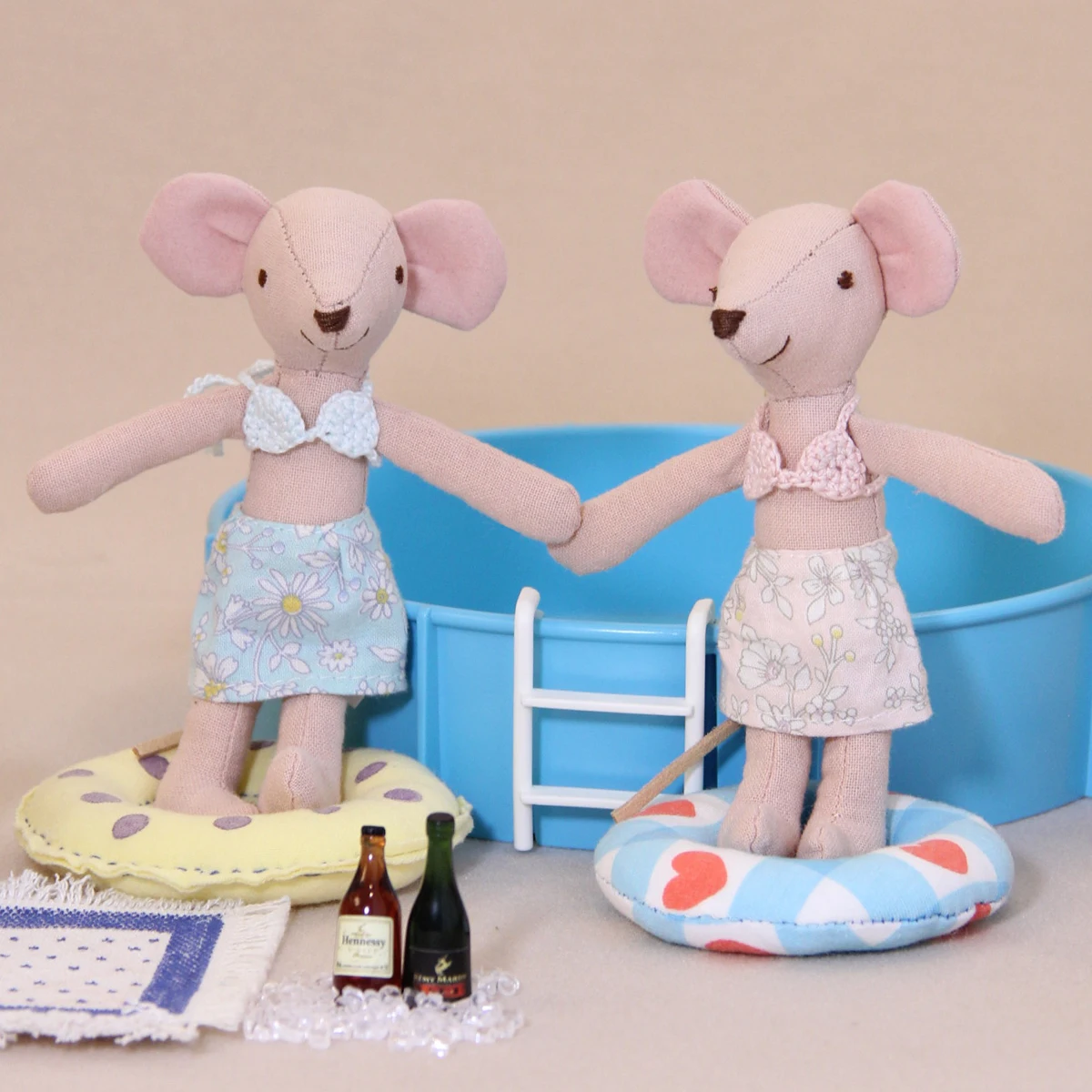 Speelhuisspeelgoed, 13 cm hoog, muis met bikini en strandshorts, 3 stijlen beschikbaar, geschikt voor Bjd Ob11 poppenhuismeubilair