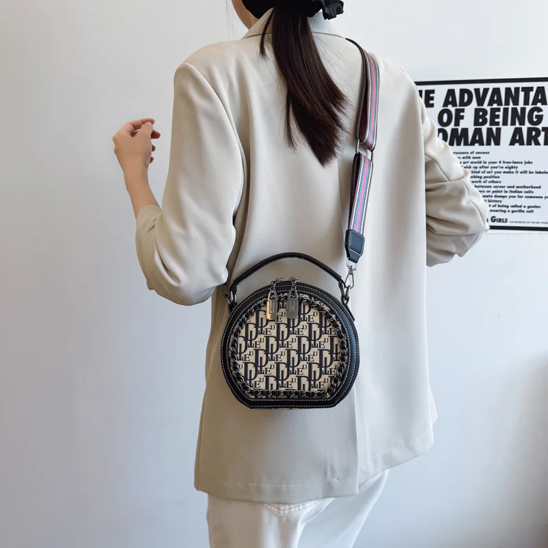 

‌2025 Retro Print Women's Shoulder Bag - Fashion Korean Style Small Round Handbag, Versatile & Trendy Messenger Bag‌