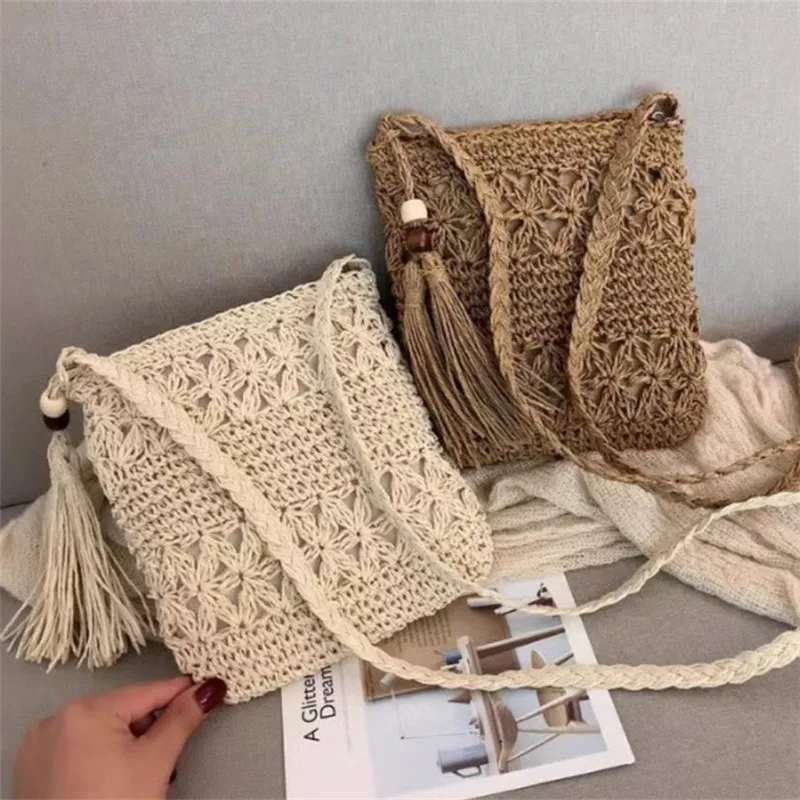 

Women Lightweight Straw Crossbody Bag, Adjustable Strap, Magnetic Closure, Casual Solid Color Shoulder Bag for Beach Everyday Us