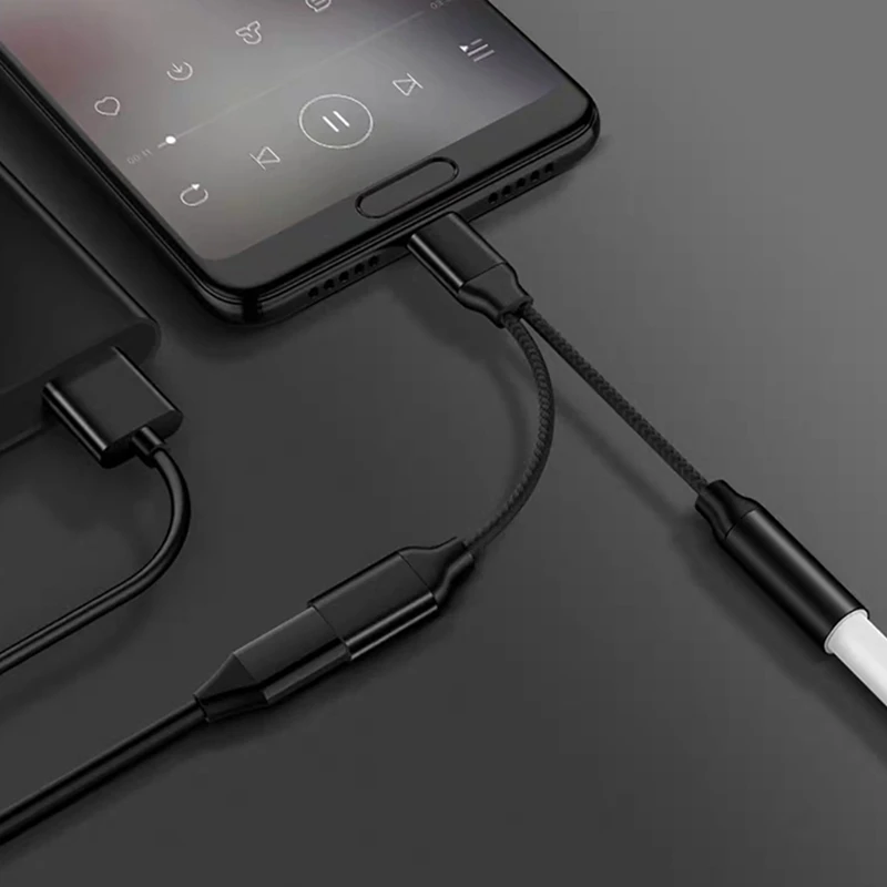 Adattatore Audio di ricarica da tipo C a 3.5mm 2 in 1 cavo Audio AUX per cuffie USB C Splitter per Smartphone Huawei