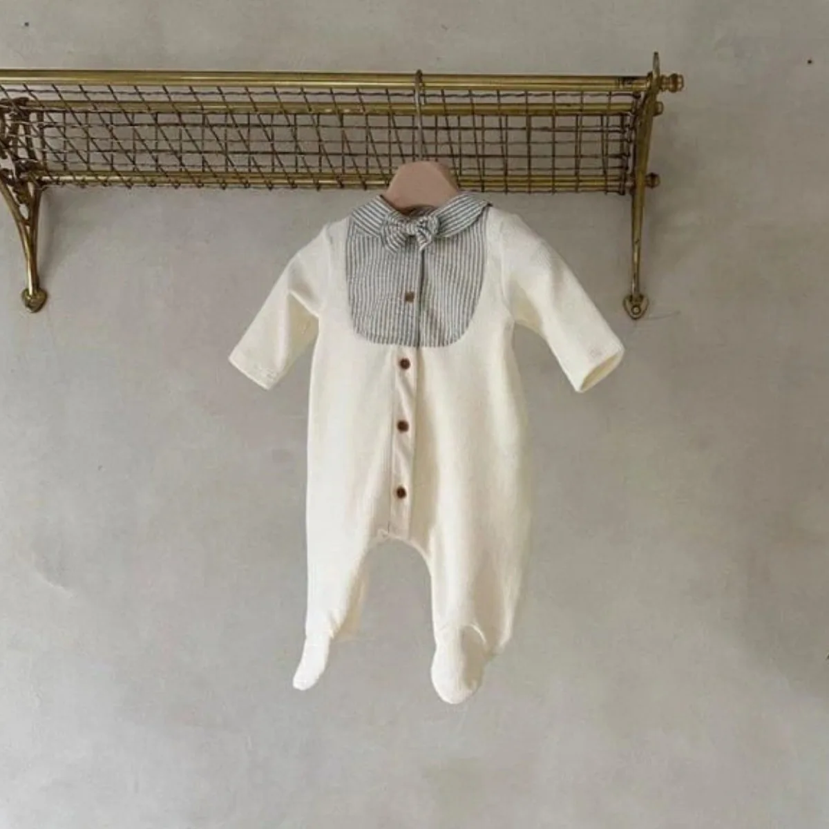 2026 Spring New Baby Long Sleeve Cotton Romper Newborn Foot Hugging Clothes Toddler Boys Girls Jumpsuit Infant Clothes