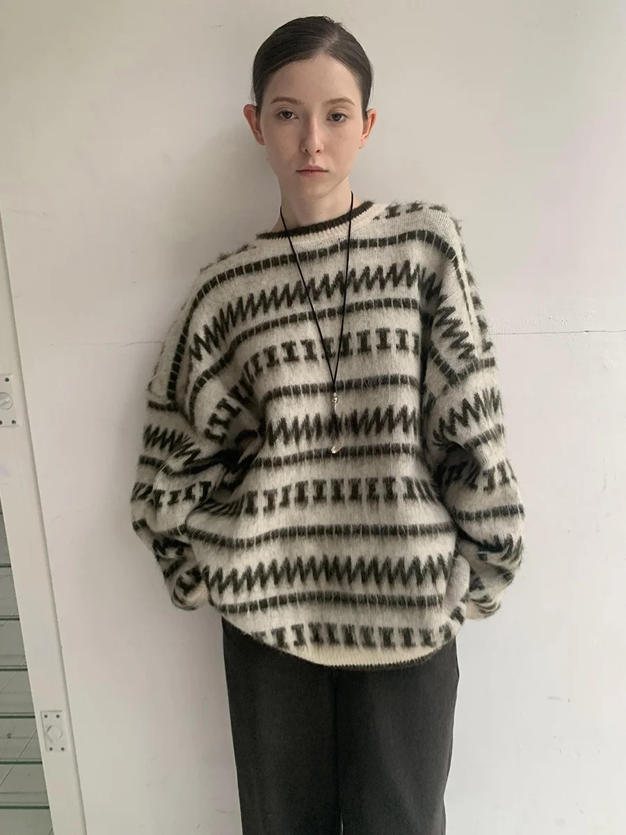 

DKZ Women's round Ne Knitted Sweater Loose Fit Stripe Pattern Autumn Winter New Arrival Comfortable Warm Faionable Top