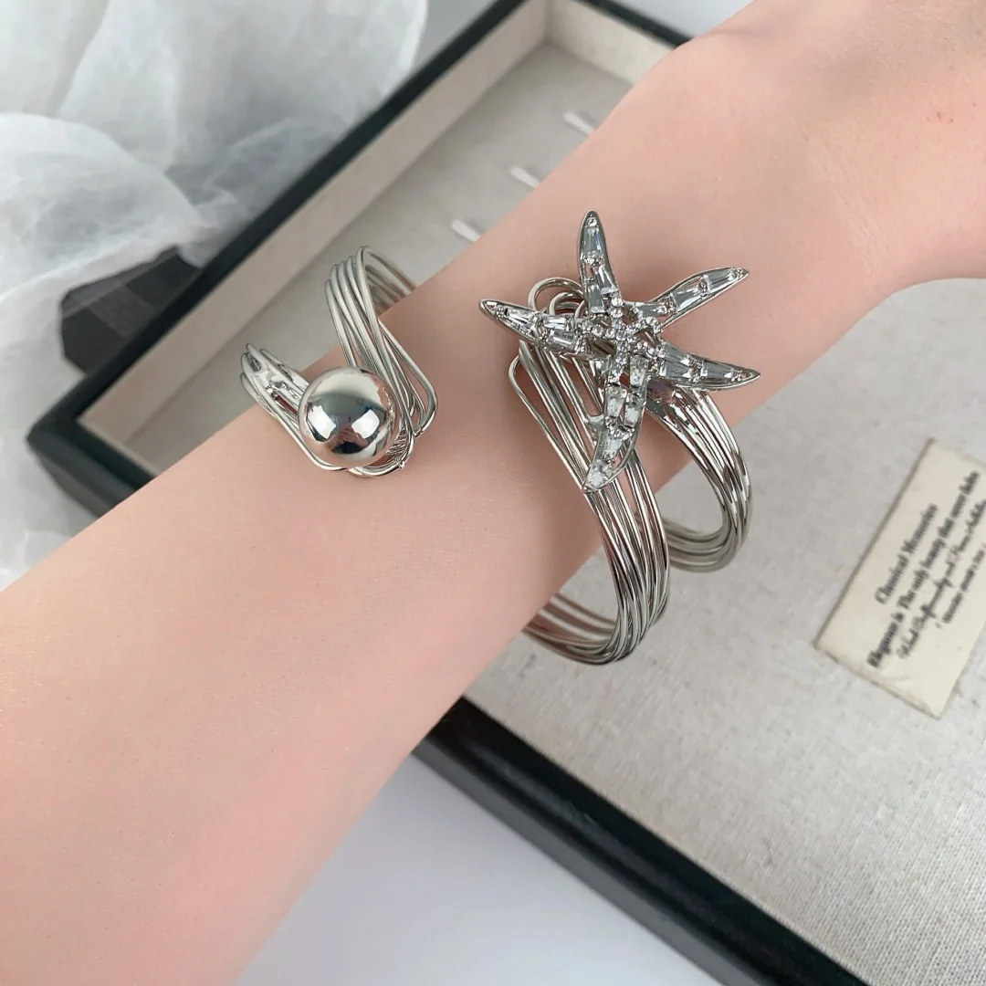 

DUTRIEUX Exaggeration INS Style Big Bracelet Rhinestone StarJewelry Silver Cuff Bracelets Hand Ring Armlet Starfish Bangles Gift