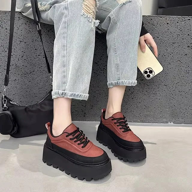 

Vintage Patchwork Thick Bottom Platform Shoes Women's Casual Fashion Leather Shoes Breathable round Toe Low Top Sneakers
