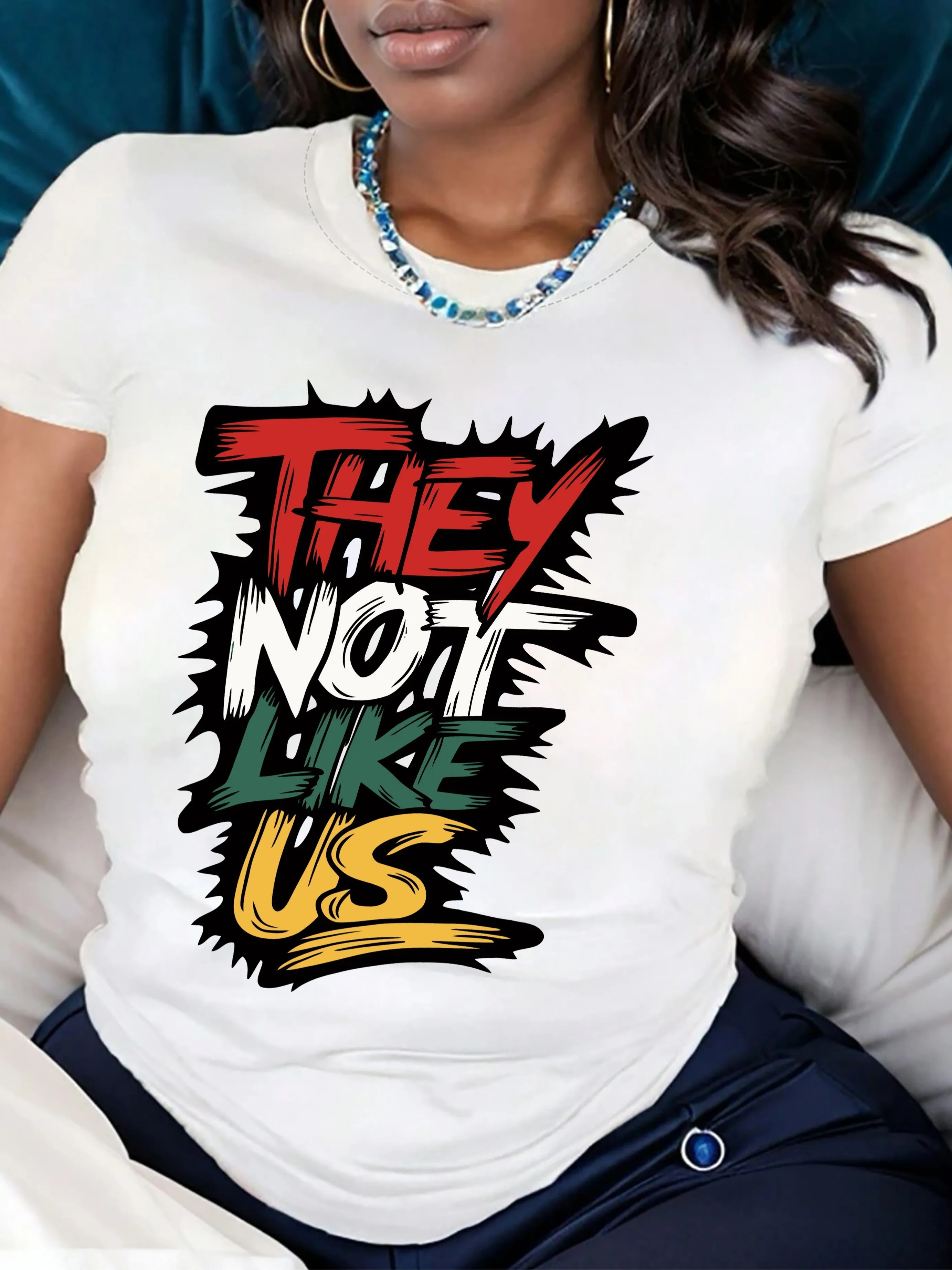 

Женский повседневный топ с короткими рукавами — футболка с круглым вырезом с буквенным принтом на весну и лето