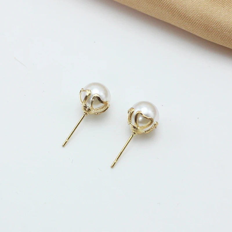 New Gold Color Hollow Heart Round Imitation Pearl Stud Earring for Women Simple Geometry Jewelry Brincos Party Christmas Gift