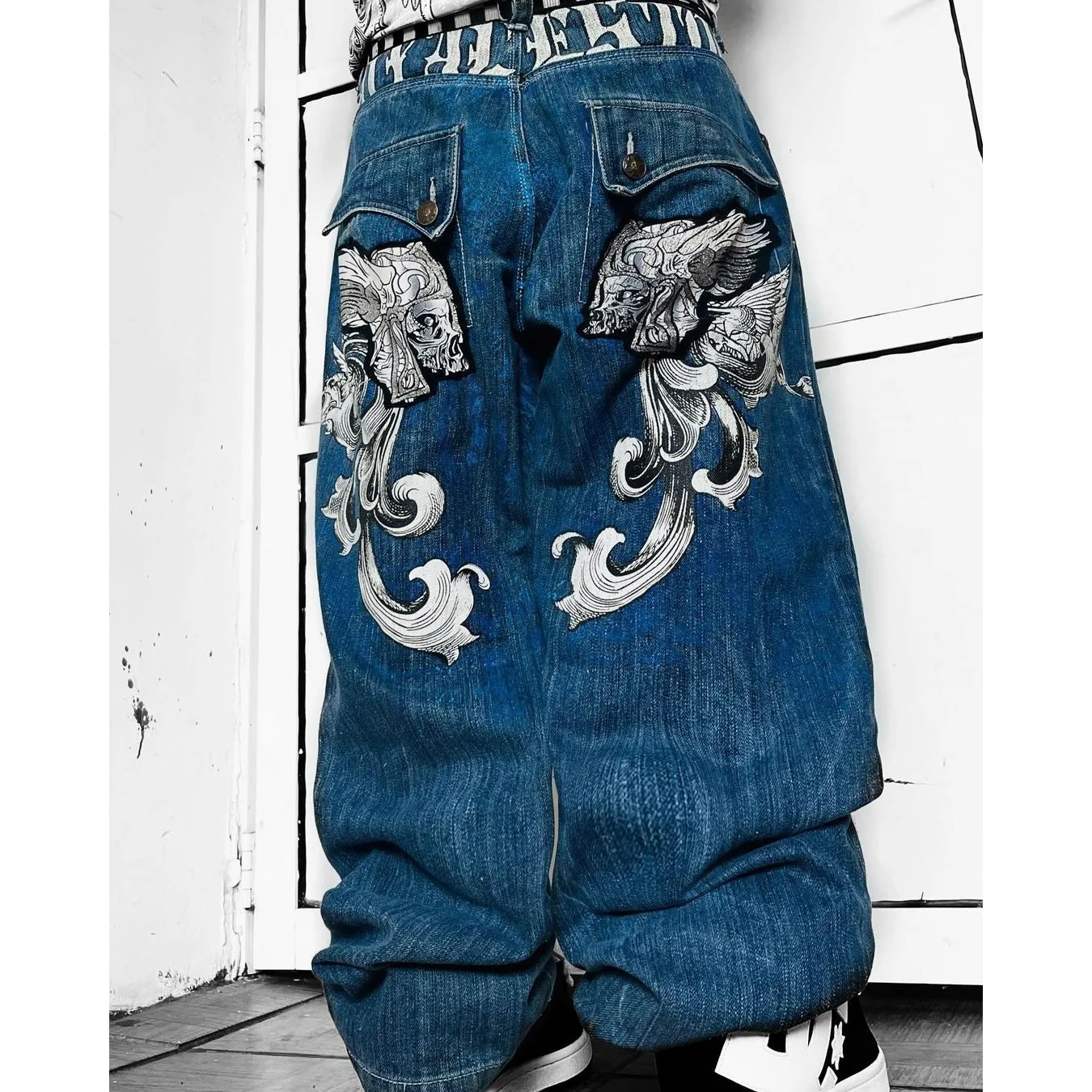 

Y2k New Hip Hop Street Leisure Denim Pants Men Women Beautiful Vintage Gothic Fashion Embroidered Straight Leg Wide Leg Jeans