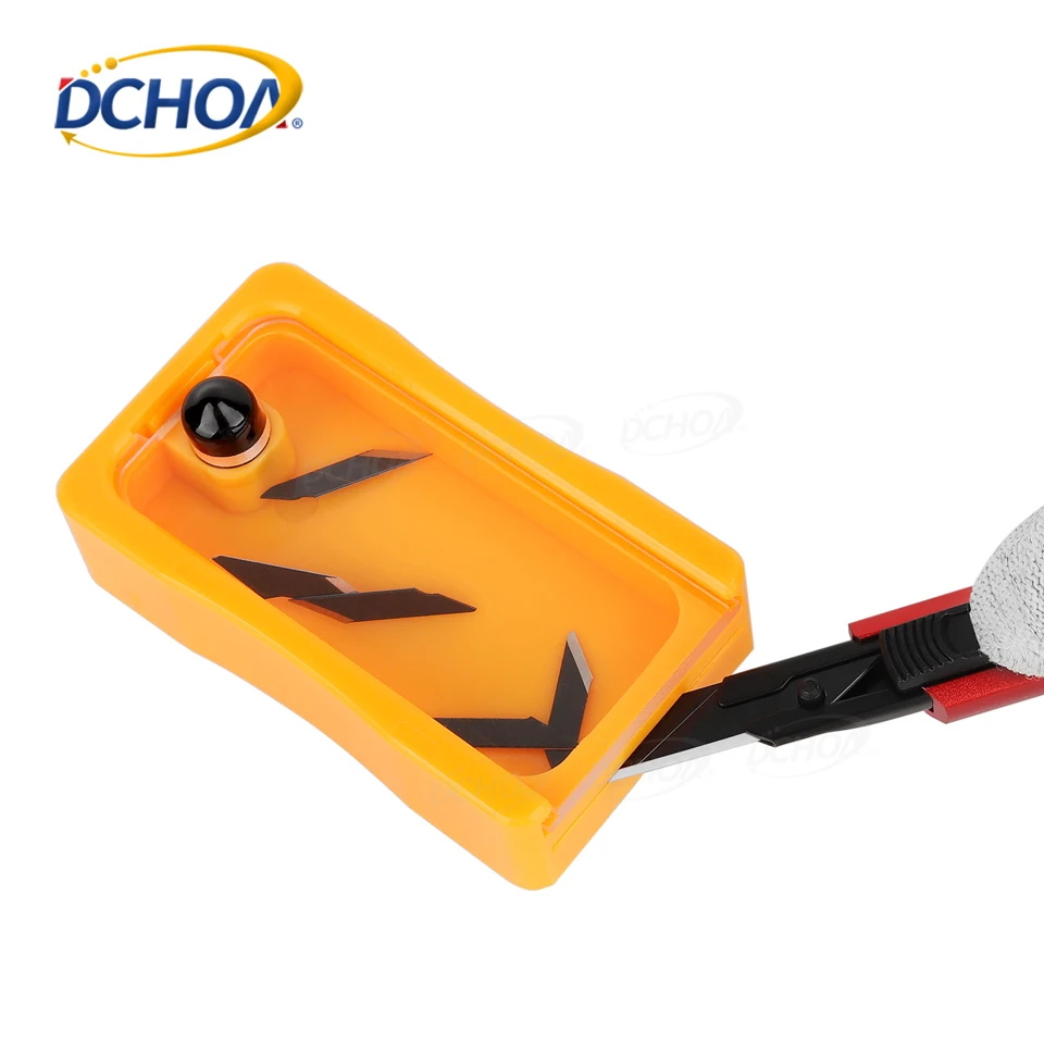 

DCHOA Plastic Trash Blade Container Snap Off Blade Disposal Container Can To Break Utility Knife Blade
