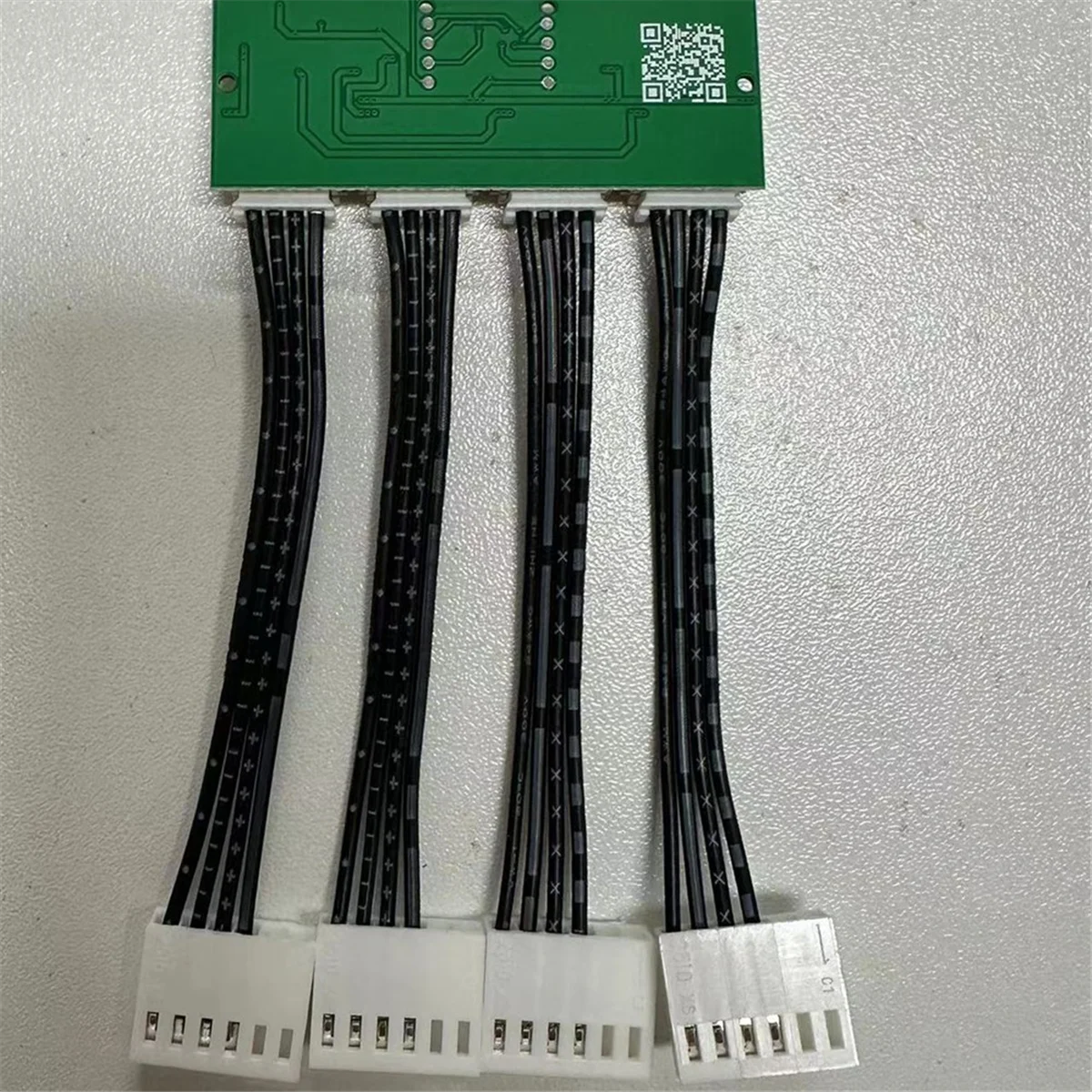 

A82T-IBeLink Miner 12V 4-In-1 4Pin Fan Simulator Emulator Compatible for IBeLink BM-KS Max BM-S1Max BM-K3Max Fan