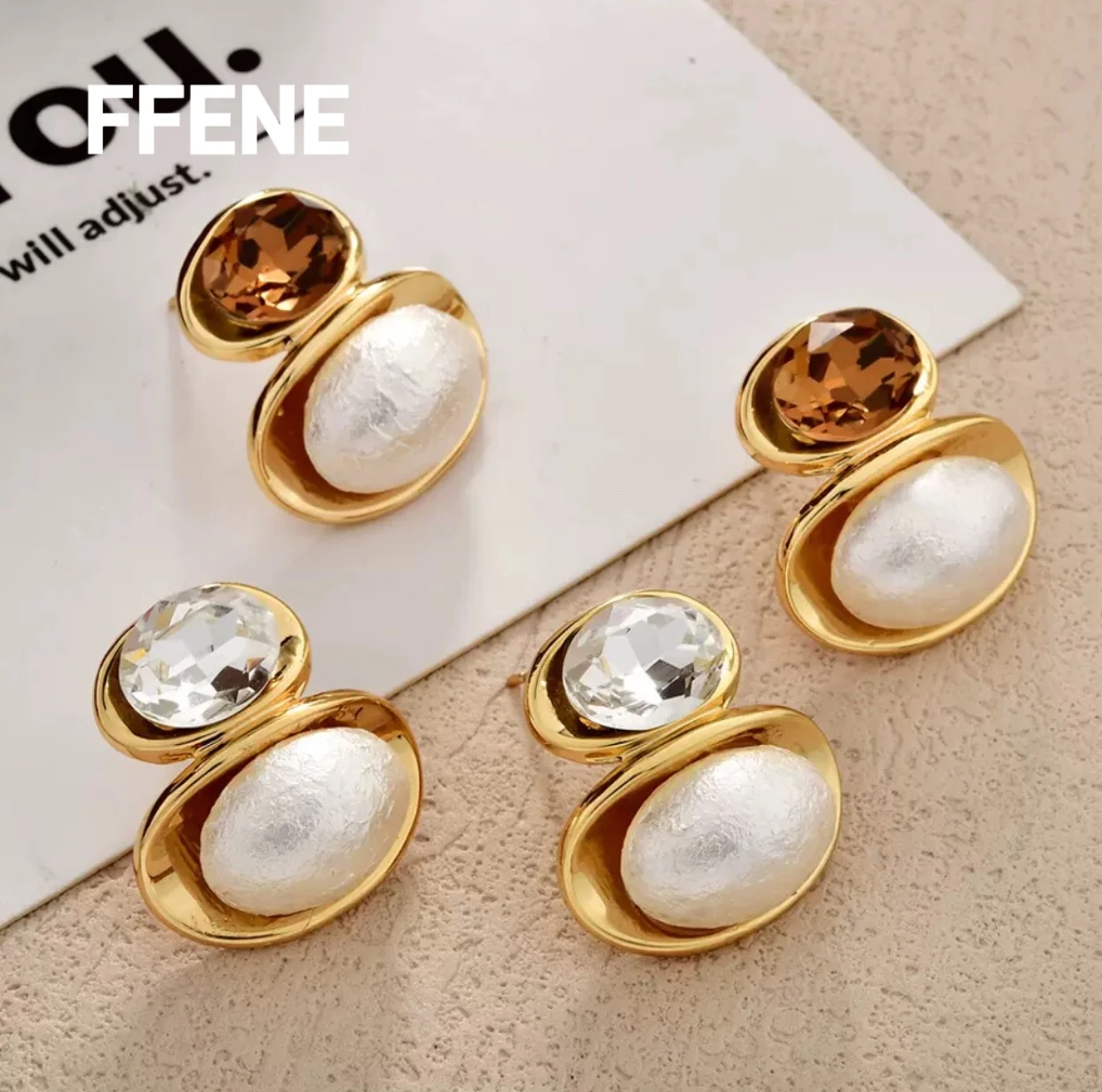 

[Elegant] Maillard retro glass stud earrings, luxurious design, super fairy temperament, simple cotton beads, fashionable earrin