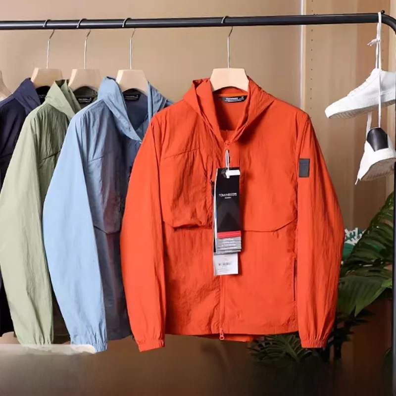 

ex Spring Summer Lightweight Hooded Jaet Outdoor Breathable Windproof Water-resistant Sun Protection Clothing Tee-dim...