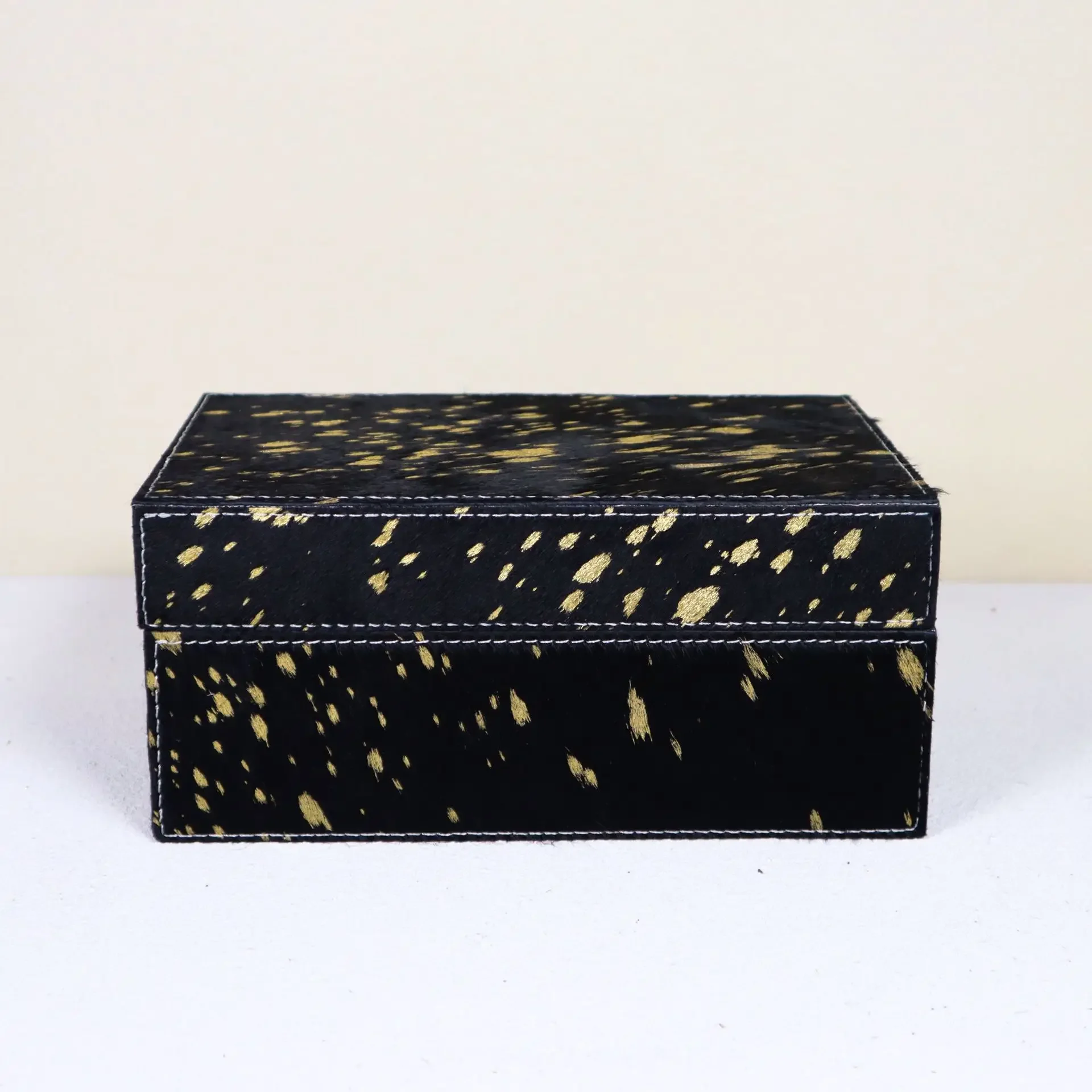 Modern Simple Natural Horsehair Jewelry Box Storage Box Creative Ornament Desktop Home Cloakroom Decoration Model Room