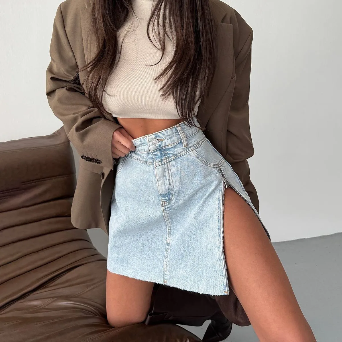 Zipper Skirt Side Slit a Line Sexy Chic with Slight Stretch Mini Length Wrinkle Finish Streetwear Western Style Skirts for Women