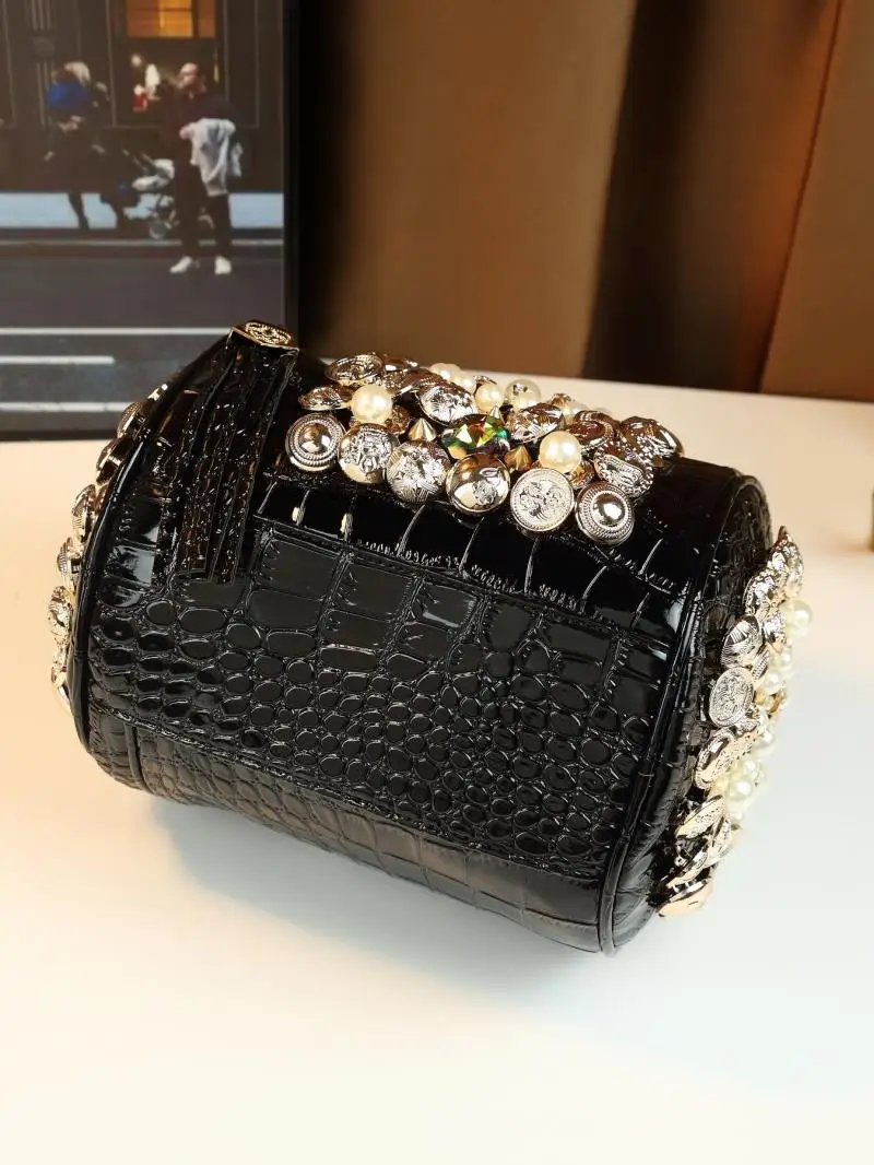 Neue Modische Persönliche Damenhandtasche Kleine Bucket Bag Handbestickte Nieten-Schulter-Umhängetasche für Frauen – Detail 20