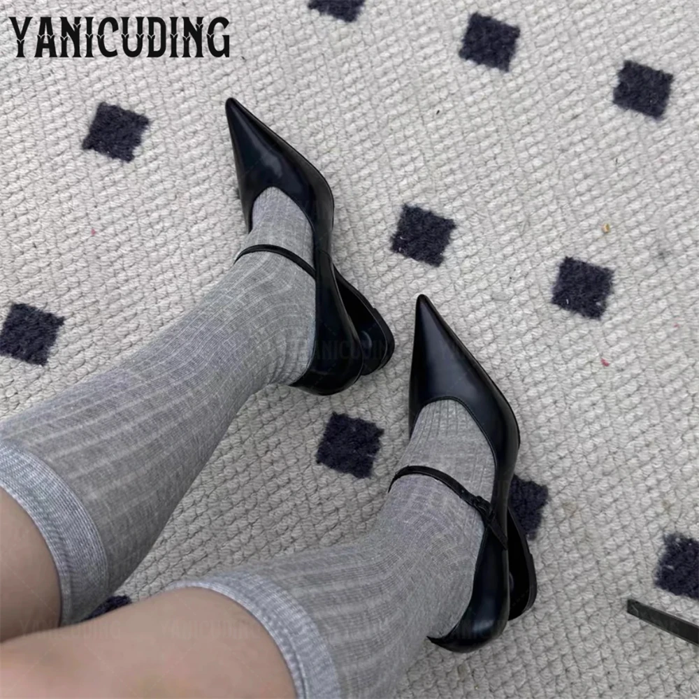 Tênis com Salto Recortado Escu - Wedge Heeled Sneaker avaliação e preço
