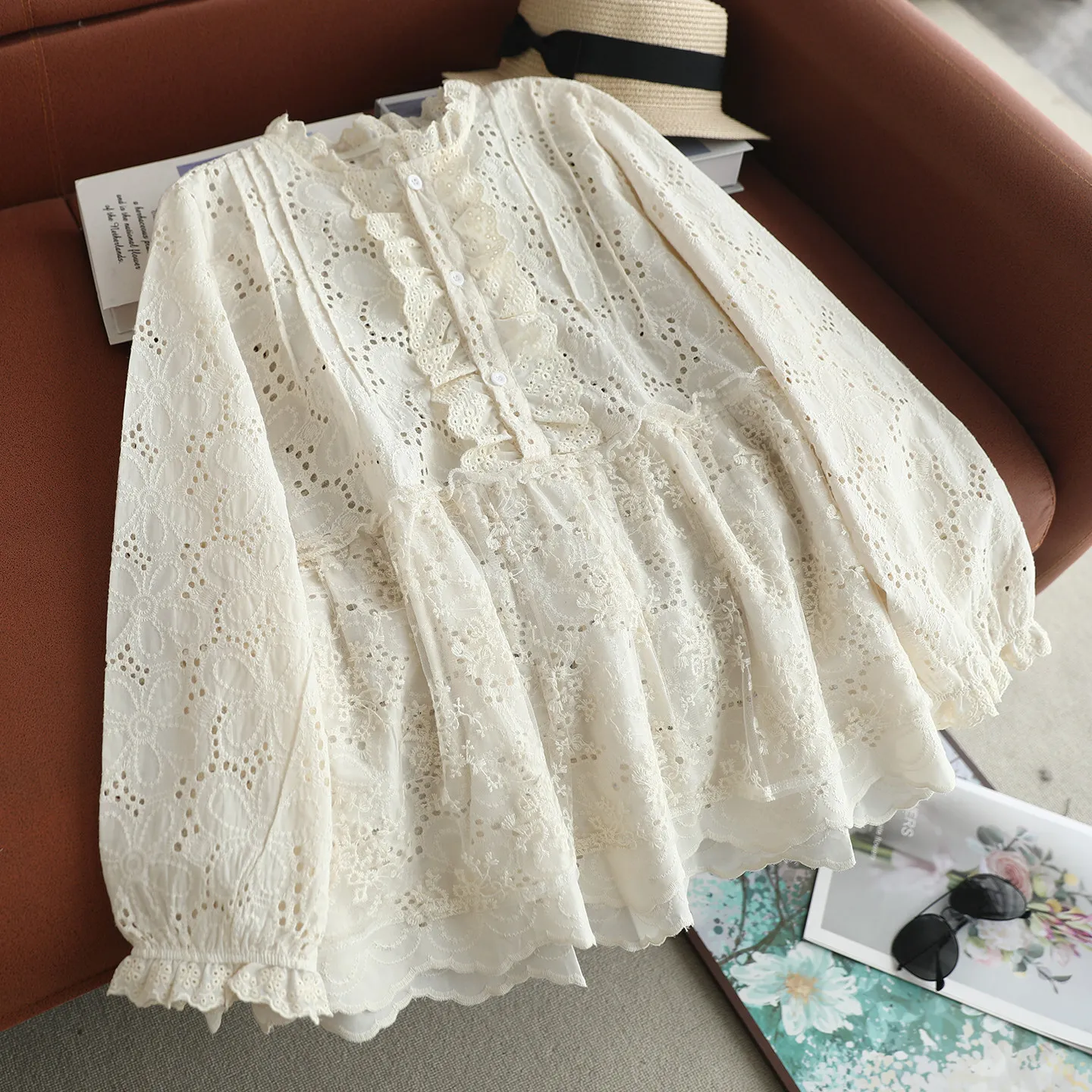 Japanese Sweet Mori Girl Lace Embroidery Patchwork Coton Shirts Women Spring New Stand Collar Long Sleeve Casual Loose Blouse