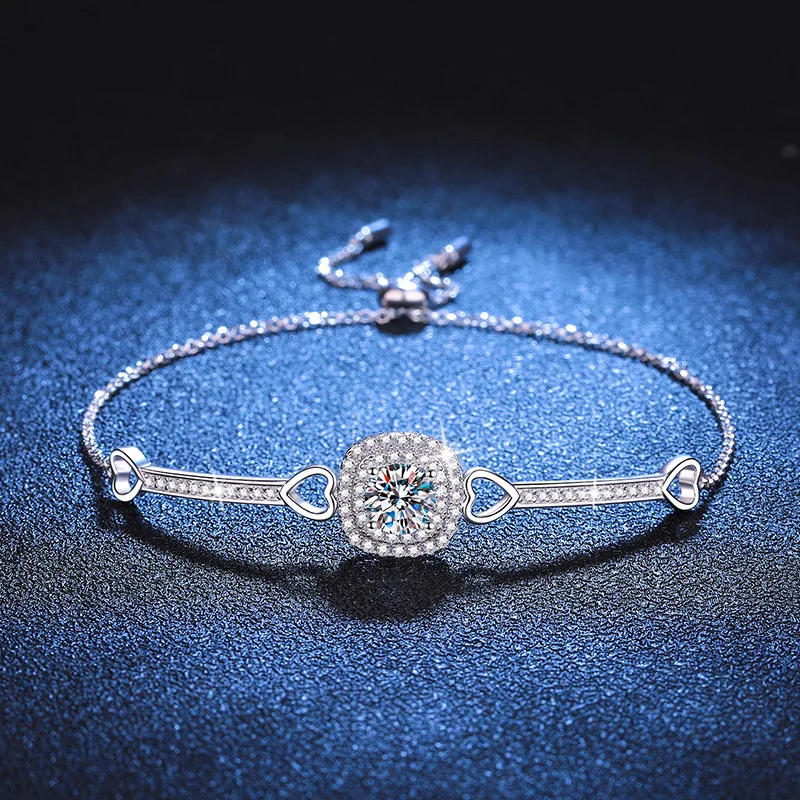 

Platinum PT950 18K Gold Bracelet, Women's Moissanite Bracelet, Women's Luxury Square Bag, Luxurious Feeling, 1 Carat Moissanite