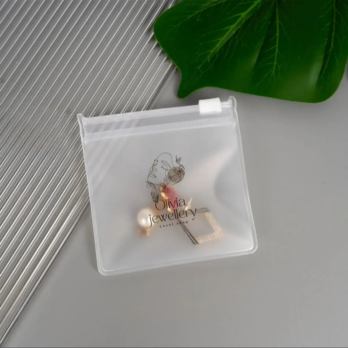 

100pcs custom logo jewelry bags, bracelet bag, necklace bag, ring bag, customized high-quality jewelry transparent packaging bag