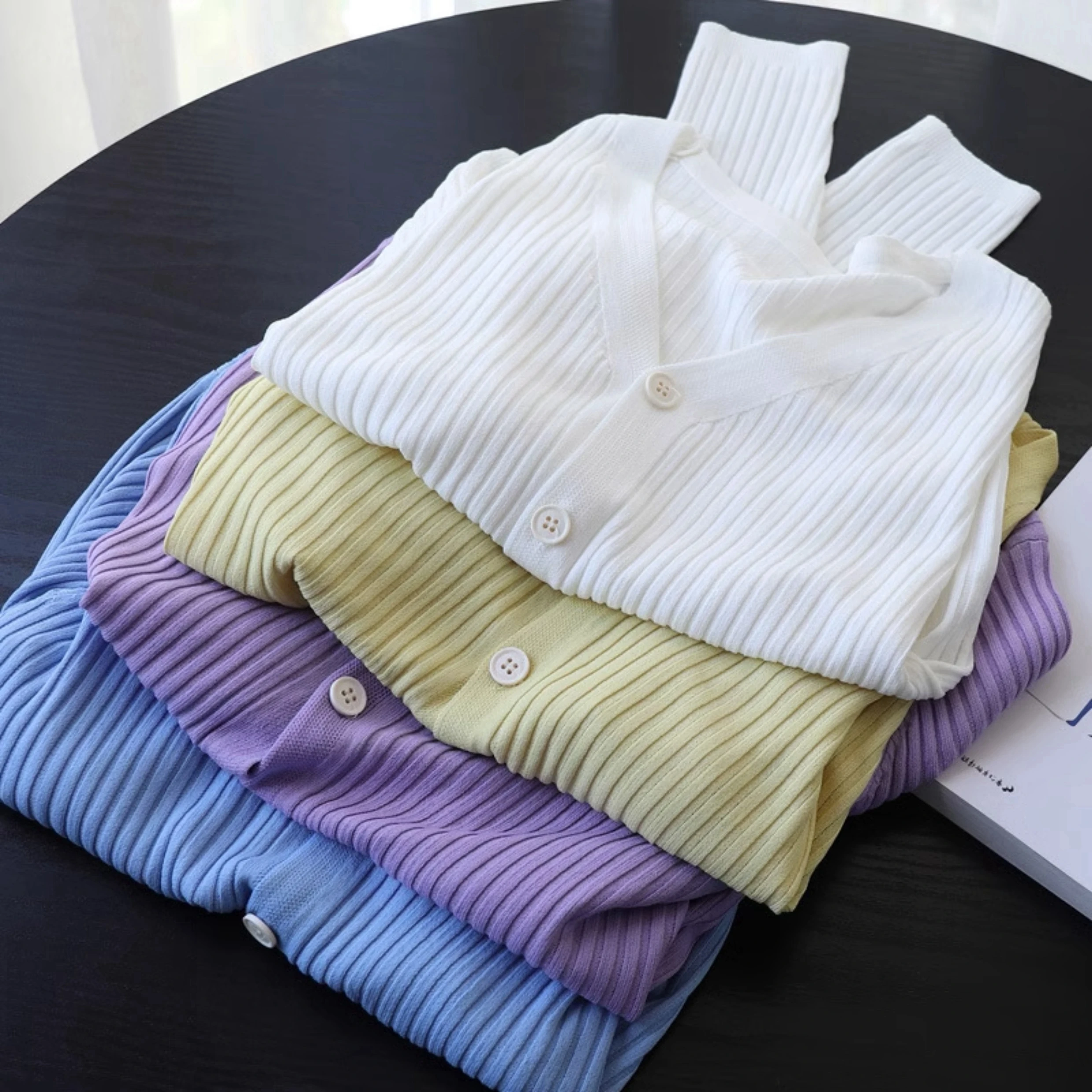 

Вязаный кардиган с длинными рукавами, женский осенний однобортный топ с v-образным вырезом, летний однотонный короткий солнцезащитный крем с длинными рукавами