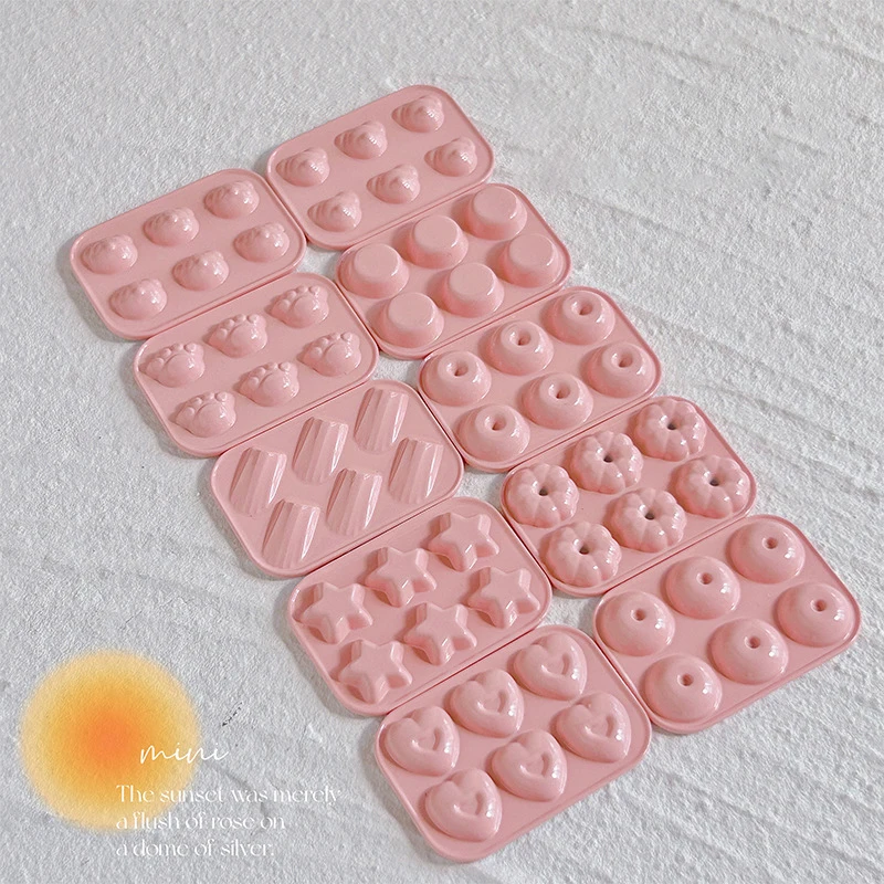 Doll House Kitchen Decoration Mini Baking Mold Pink Animal Love Star Pattern Shooting Scene Props