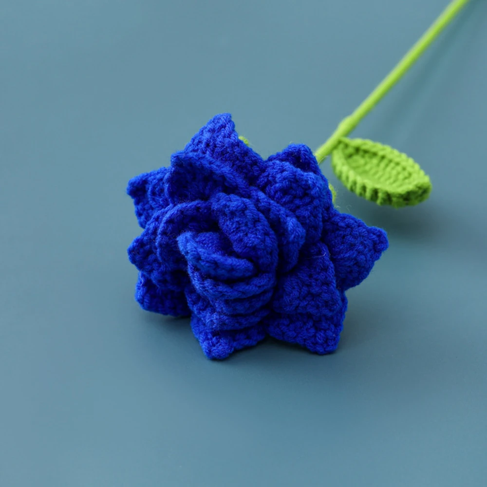 Gestrickte Rosen-Blumensträuße Gehäkelte Hochzeitssträuße Gestrickter Blumenstrauß Heim- und Partydekoration Geschenk für Freunde Abschlussstrauß – Detail 10