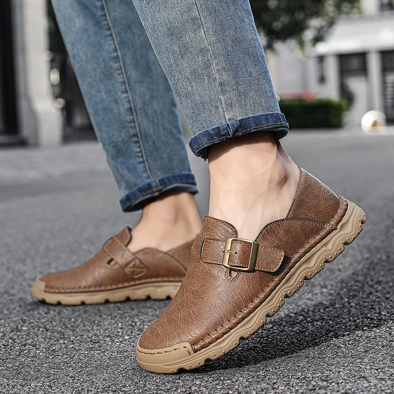 

Spring Fashion Men's Breathable and Non Slip Casual Leather Shoes New Men Buckle Comfortable Outdoor Sports Casual Leather Shoes