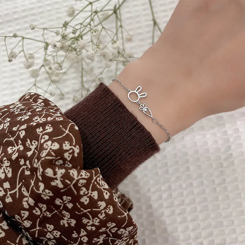 Openwork Rabbit and Carrot Bracelet Fashionable Women's Silver Plated Jewelry Gift for Girls Ladies 15-18cm
