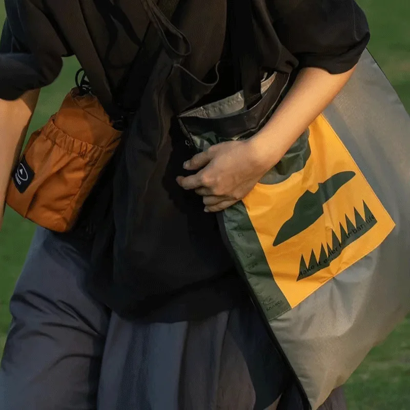 2-in-1 Picnic Mat Bag Waterproof Foldable Outdoor Blanket Tote, Portable Beach Camping Shopping Bag for Travel