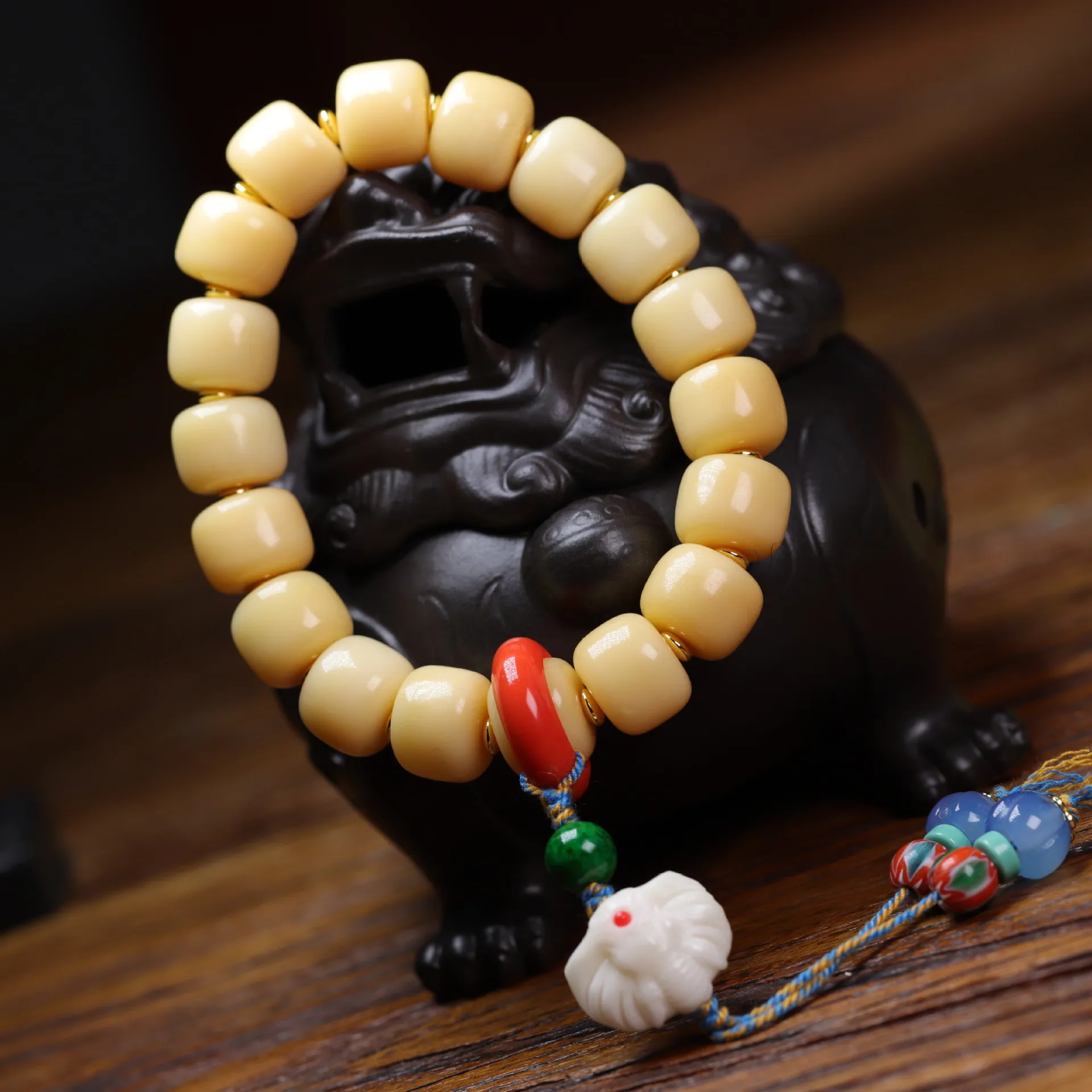 Degreased jadeised cow bone barrel bead bracelet diy antler auspicious elephant pendant imitation incense incense play bracelet