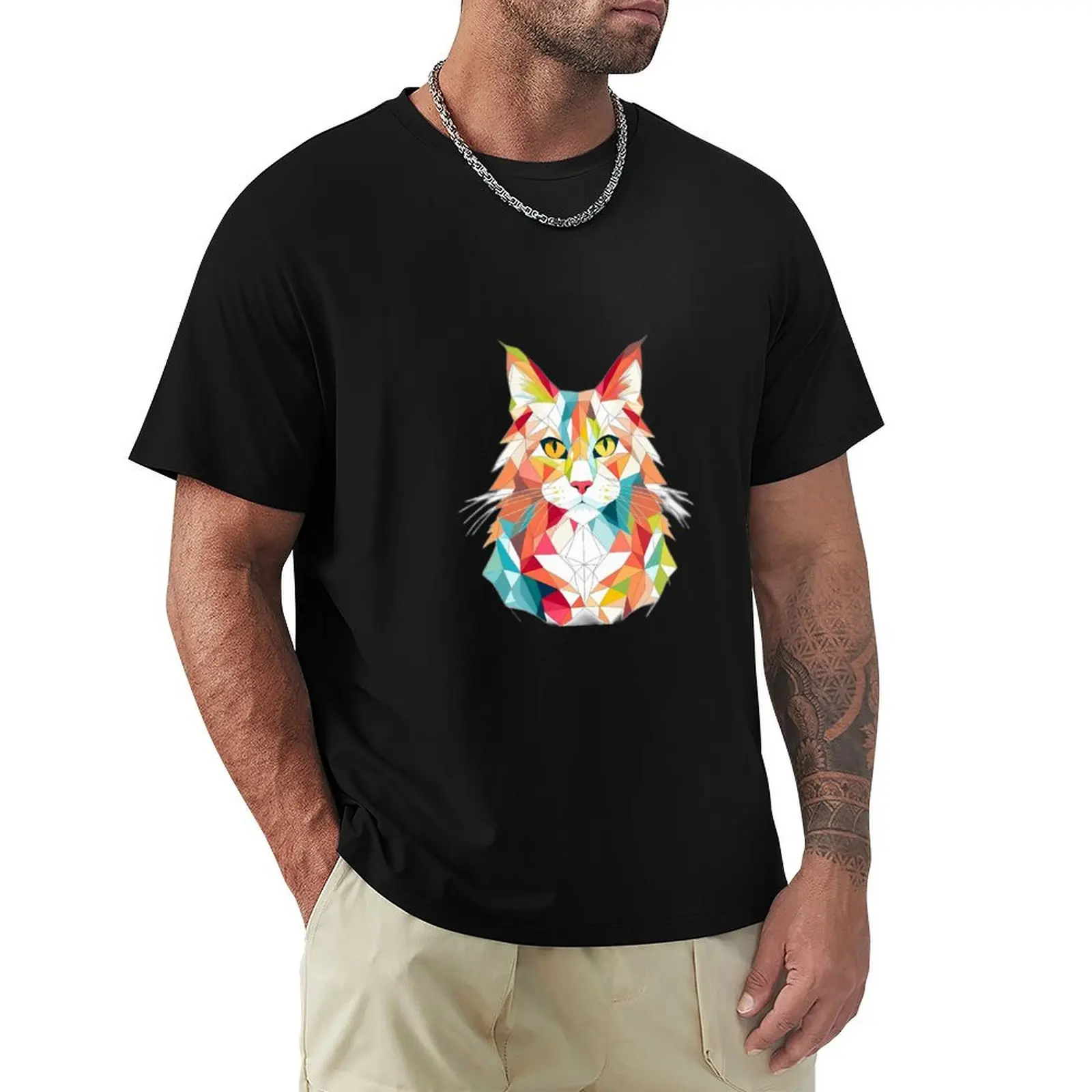 

Colourful Pretty Maine Coon Cat Geometric Shaped Artwork T-Shirt Fitness Quick Dry Short Sleeve Top