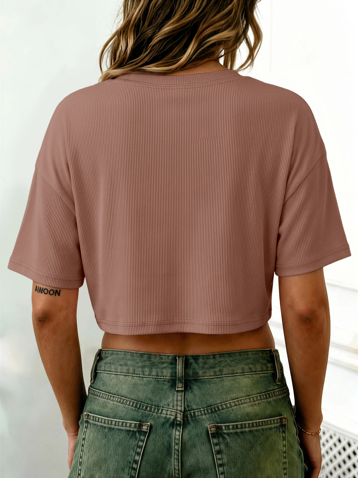 Soft Stretch Loose Crop Tee, Short Sleeve Ribbed Blouse for Leisure Reunions & Casual Plans