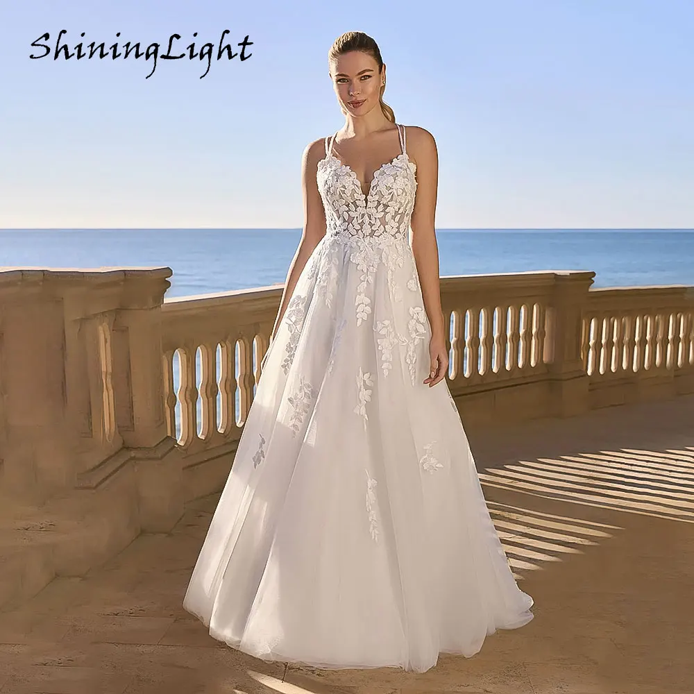 

ShiningLight Bohemian A-Line Wedding Dress with Spaghetti Straps V-Neck Delicate Tulle Appliques Customized Vestido De Novia