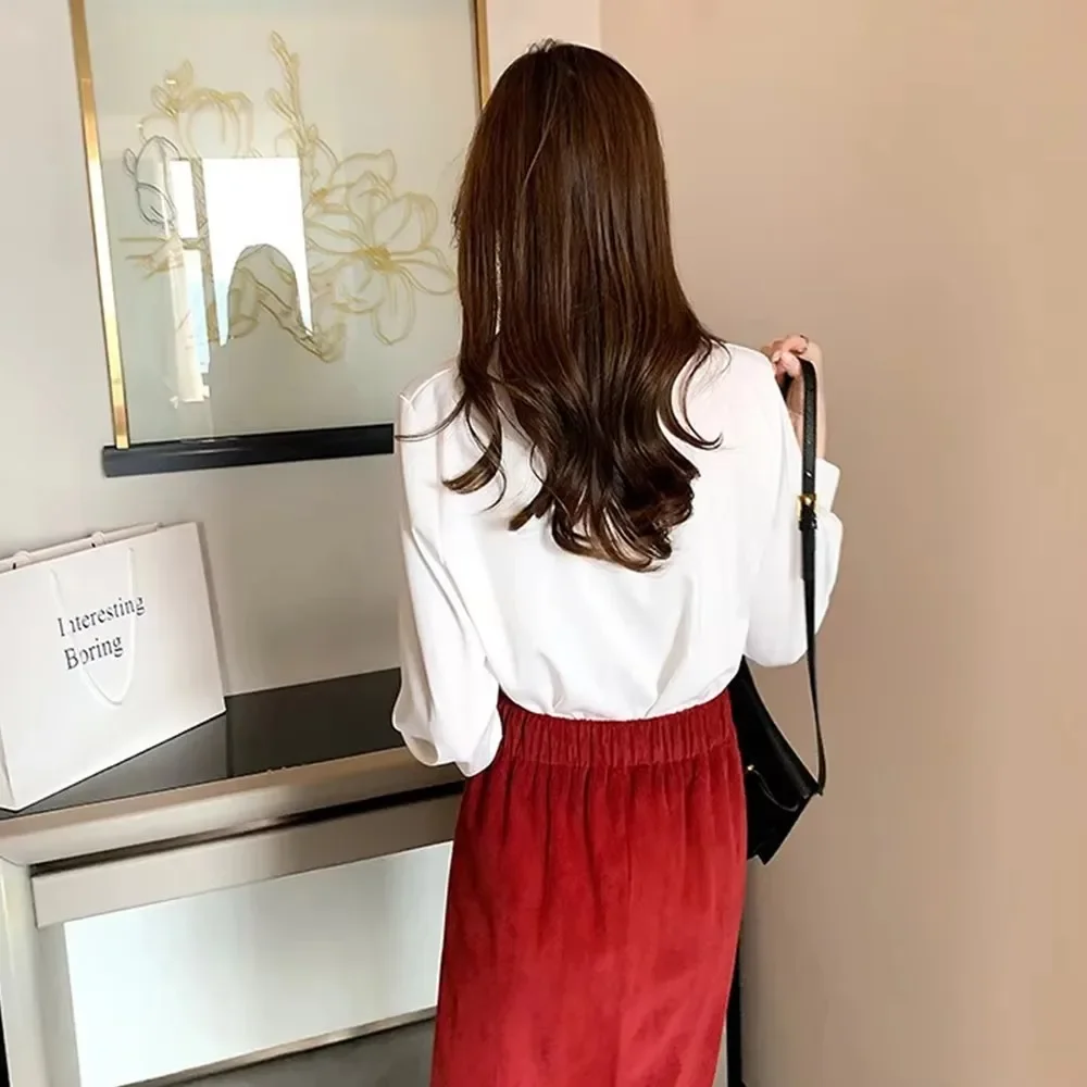 เสื้อชีฟองลำลองสไตล์สปริง/ออทัมน์ เสื้อเชิ้ตสีขาวสำหรับผู้หญิงทำงาน แฟชั่นเสื้อแขนยาวทรงหลวมสีพื้นสำหรับผู้หญิง