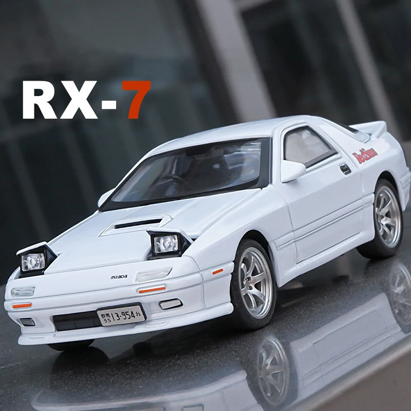 

Модель литая автомобиля Mazda RX7 AE86 из металлического сплава в масштабе 1:32