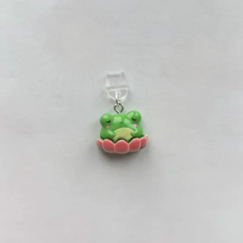 1 stuks praktische schattige hars kikker charme stofplug, mobiele telefoon decoratieve accessoire, geschikt voor Type-C & bliksempoort