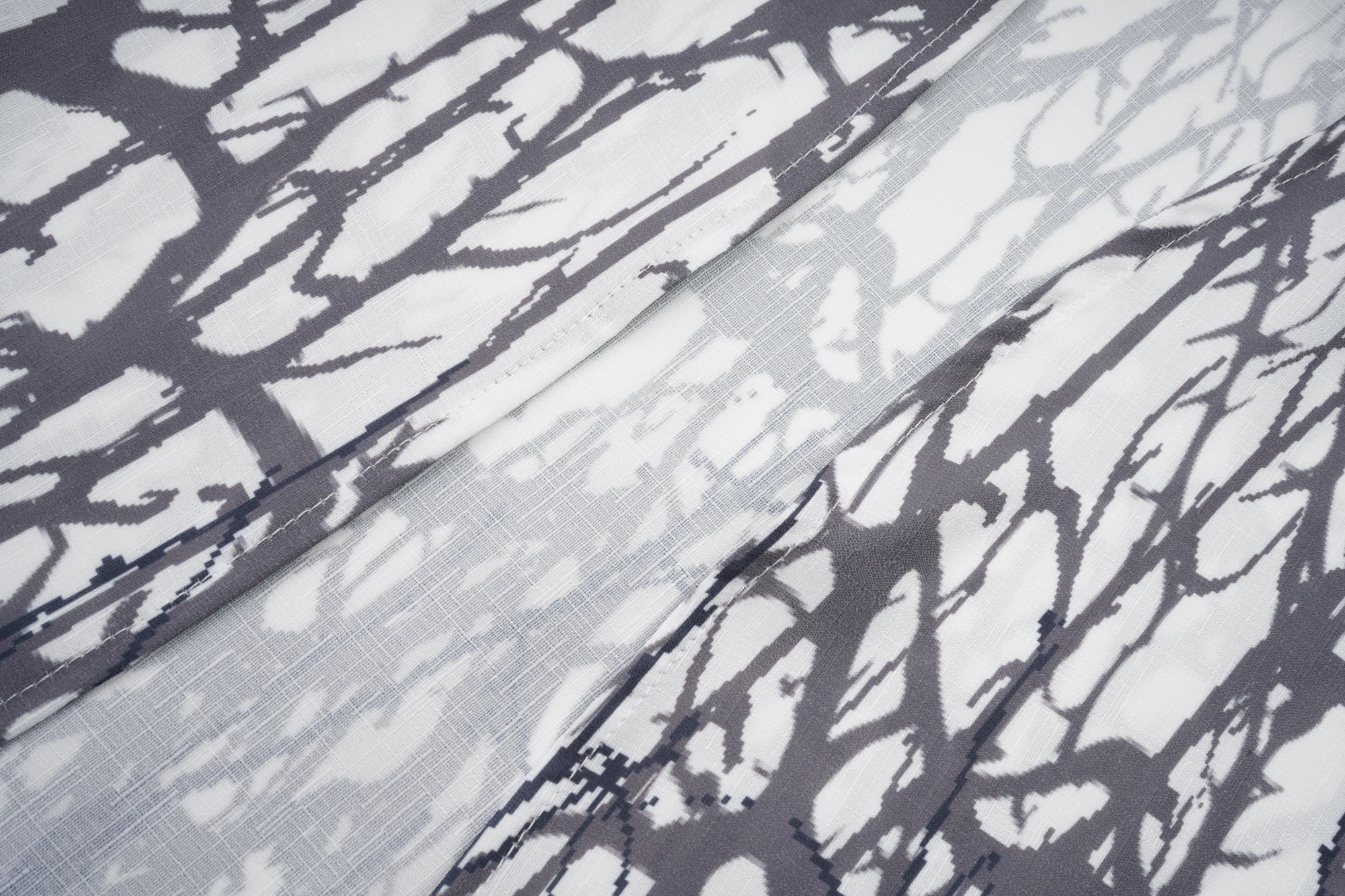 Dubai Black and White Branch Patterned Muslim Open Abaya Long sleeved Outer Robe for Muslim Lady Dressing for Daily Wear Ramadan