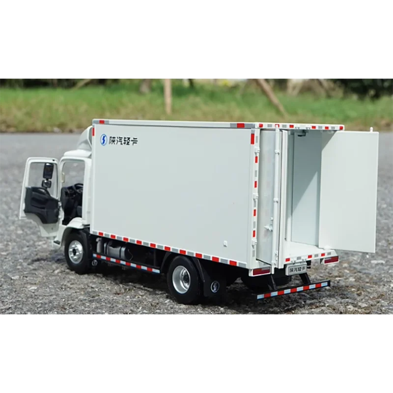 Diecast 1:24 Scale Shaanxi Automobile Delong K3000 Light Truck Model Box Truck Alloy Car Model Collection Decoration Gift Toys