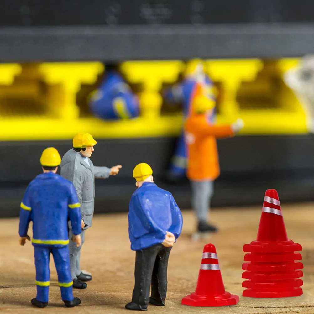 

60 шт. развивающих симуляционных дорожных заграждений для детей: пластиковые мини-баррикады, реквизит для сцен, пластиковые дорожные знаки