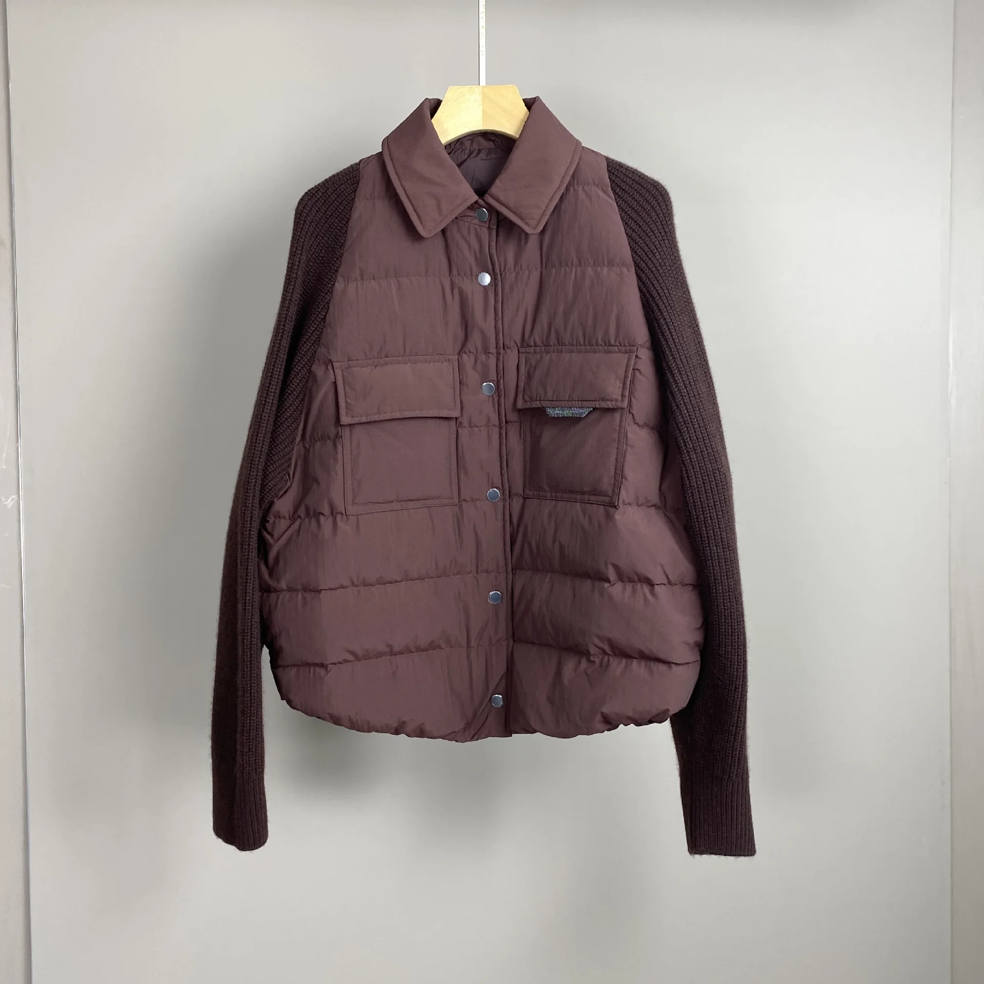 2025秋冬新作 ポケット付きビーズ装飾カシミヤ混紡グースダウン ラペルダウンジャケット おしゃれで多用途