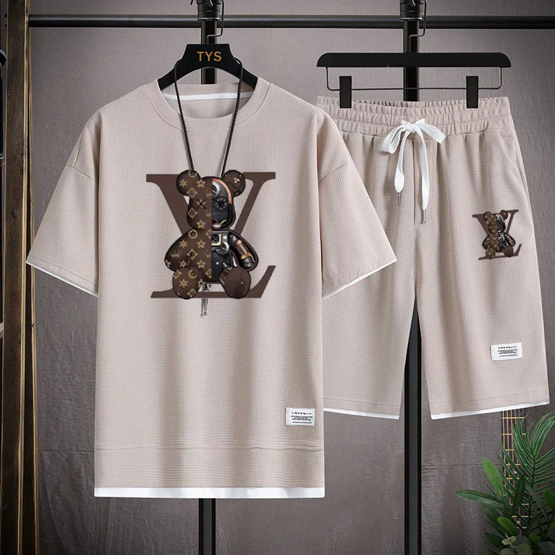 

Summer 2026 new casual men's sports suit, stylish outdoor breathable men short-sleeved jumper and shorts two-piece set