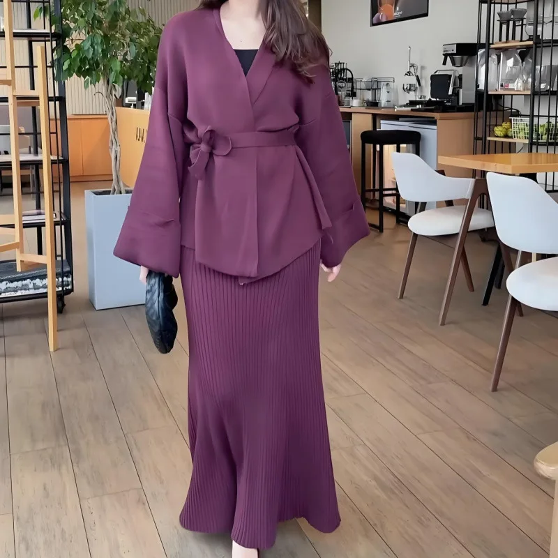 2025 neue V-ausschnitt Krawatte Langarm Hohe Taille Strickkleid Set Slim Fit Elegante Temperament Mode Zwei Stück Frauen Outfit