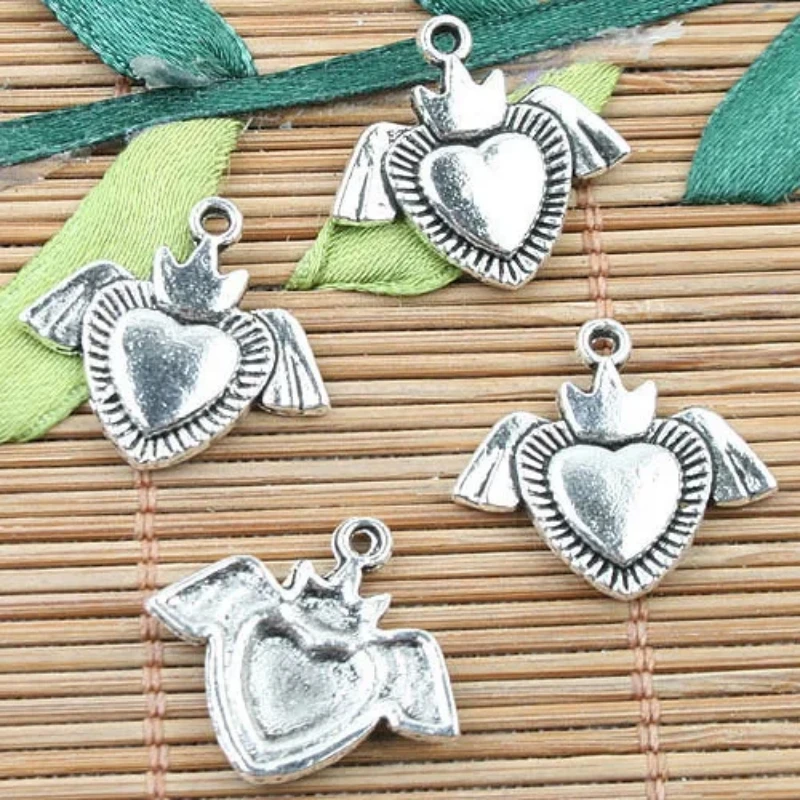 

21*19mm Tibetan Silver Color Heart with Wings Design Charms 30pcs EF0032 Charms for Jewelry Making