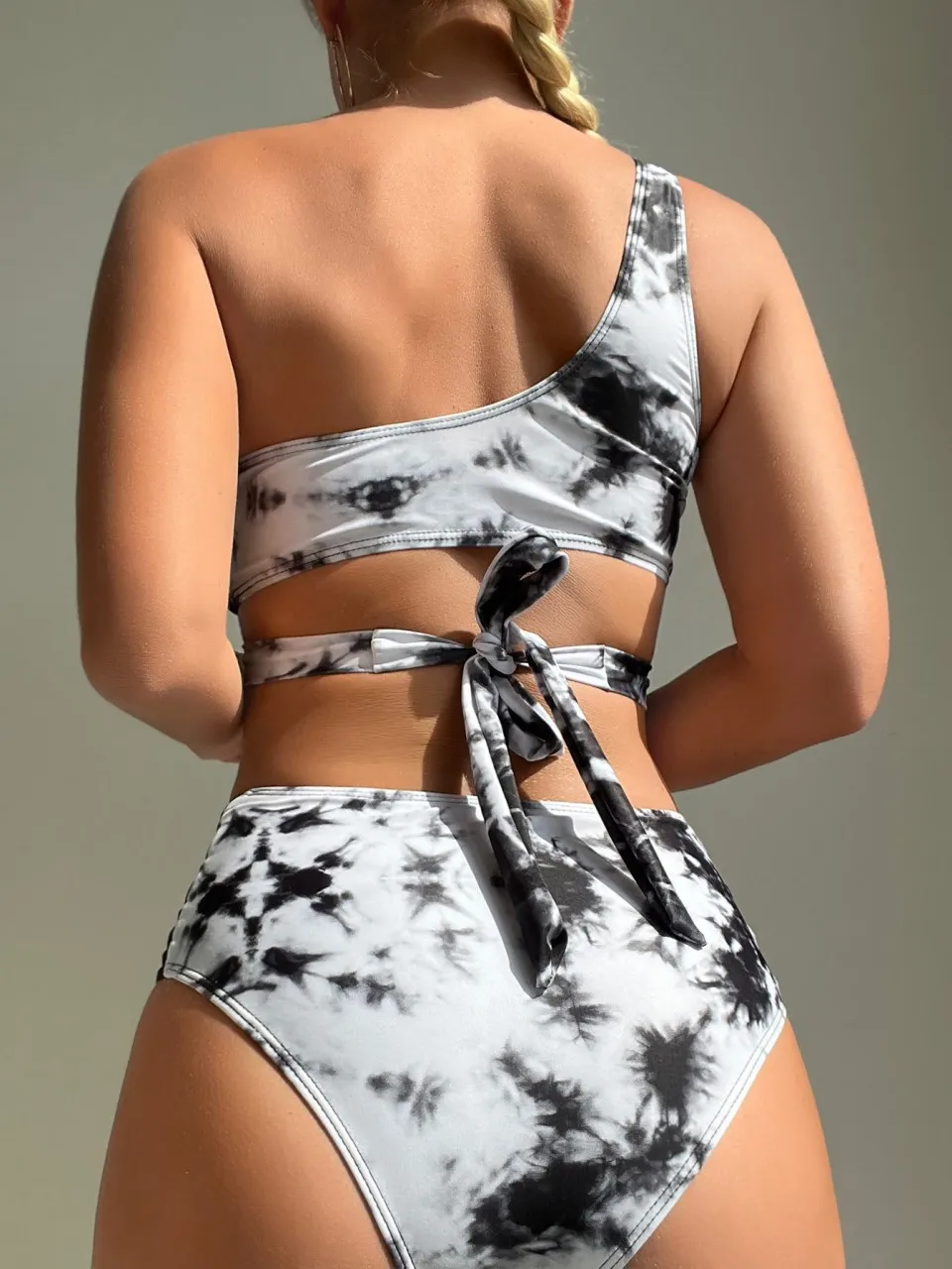 Jednoczęściowy strój kąpielowy typu bandeau z jednym ramiączkiem, seksowny, damski, tie-dye, z wysokim stanem, kostium kąpielowy, strój plażowy, na plażę, do pływania, kolekcja 2026.