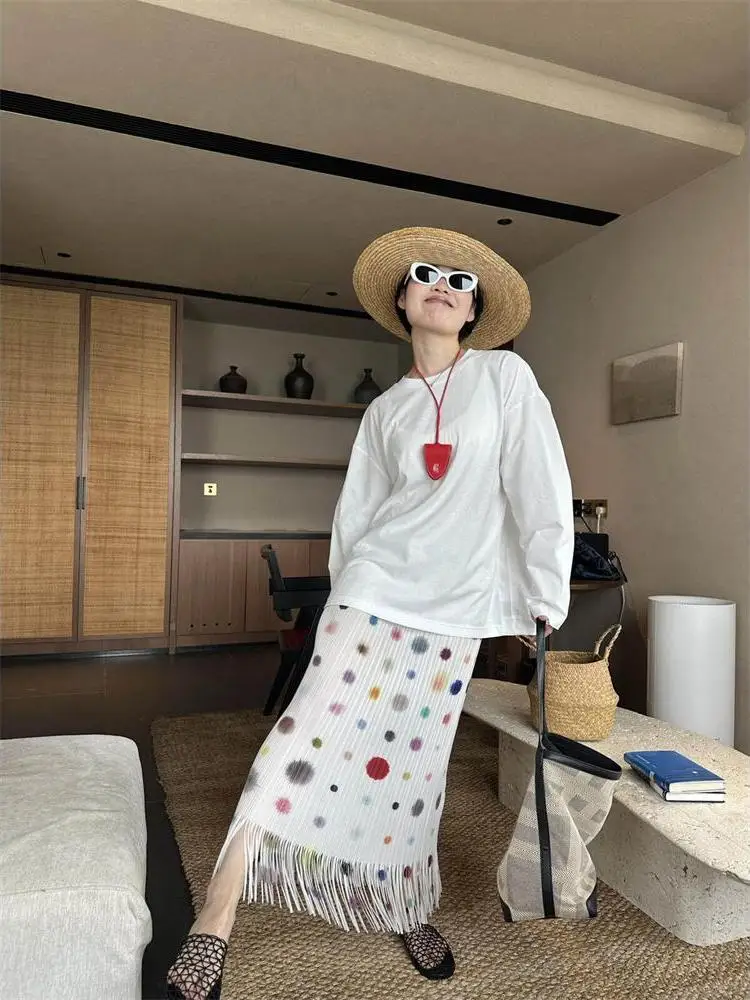 

High Waist Watercolor Bleed Dot Fringe Skirt Elastic Waist Polyester Fiber Crinkled Half Body Skirt for Women Summer 2026