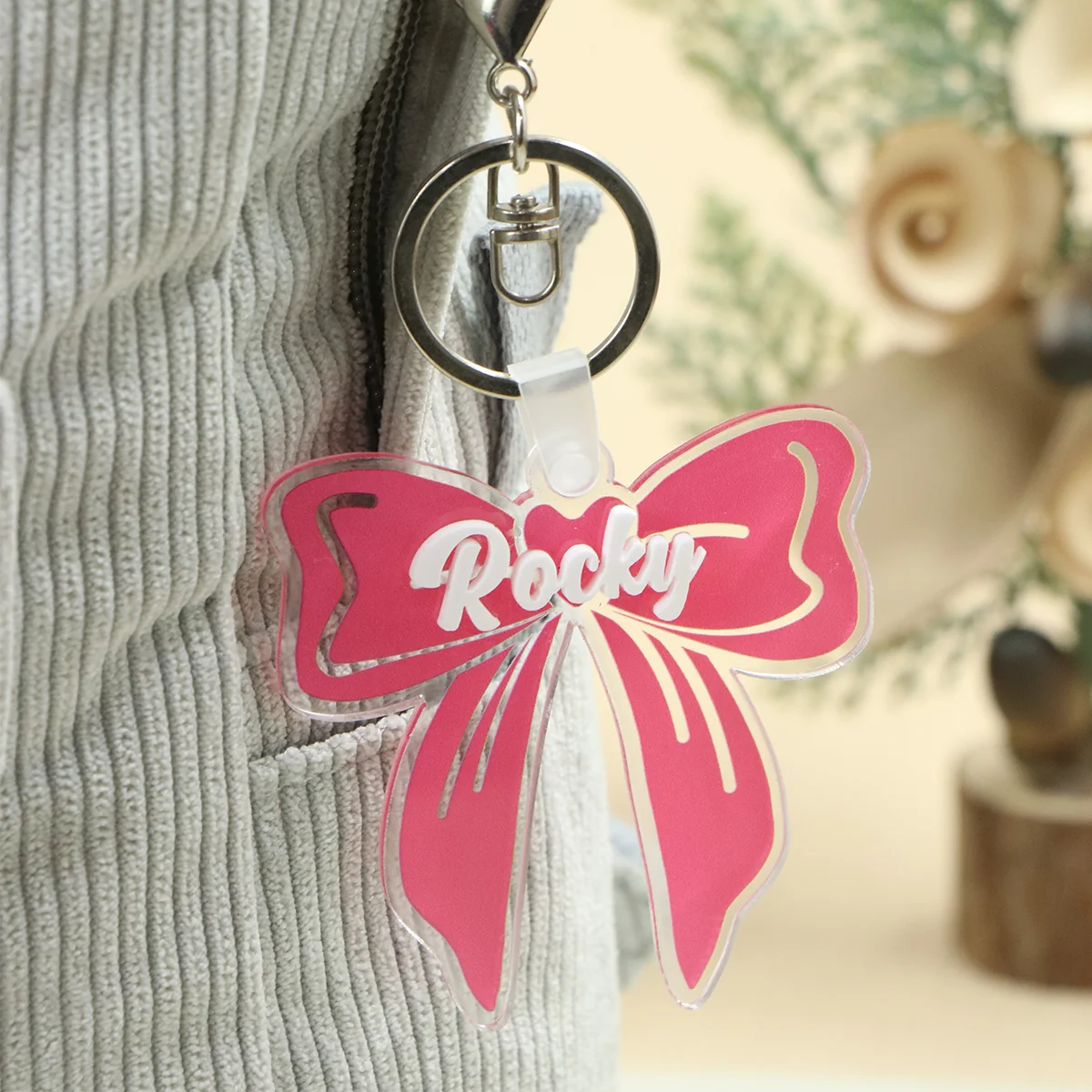 Personalisierter Schlüsselanhänger, Individueller Schlüsselanhänger, Niedlicher Schlüsselanhänger mit Anpassbarem Namen, Anpassbare Weihnachtsgeschenke 2025, Acryl-Schlüsselanhänger mit Schleife – Detail 3
