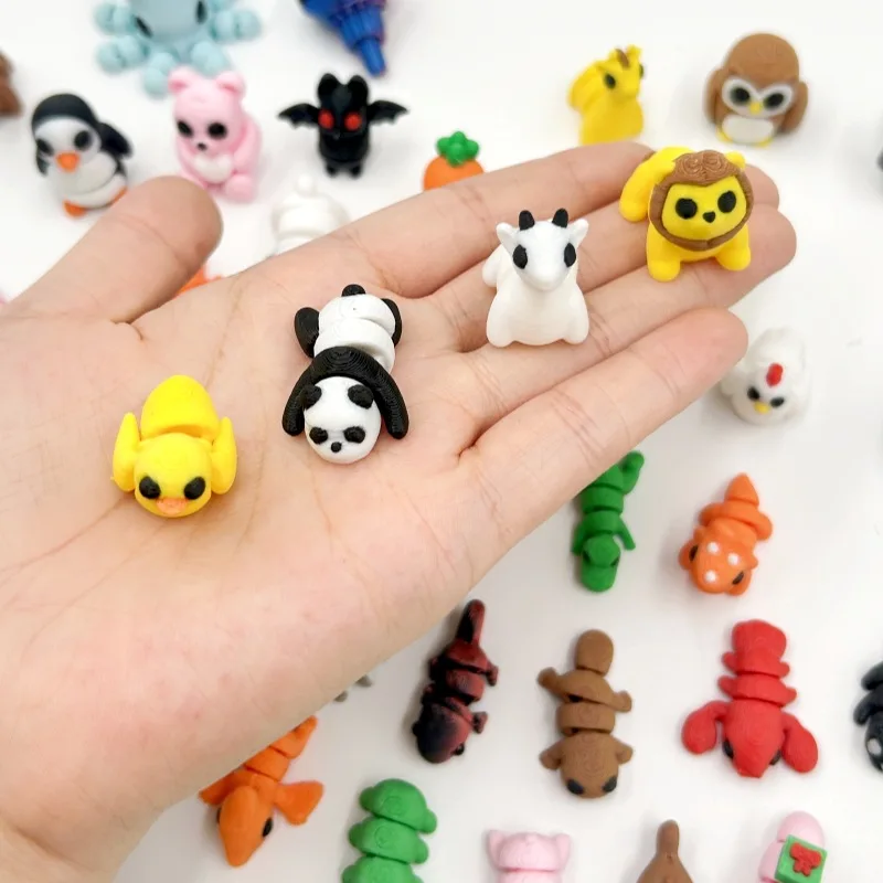 Urocze 10/20/30/40/50 szt. mini zwierzątka, modele zwierząt drukowane w 3D, figurki akcji, zabawki, wielokolorowe mini ozdoby do domu, prezenty urodzinowe